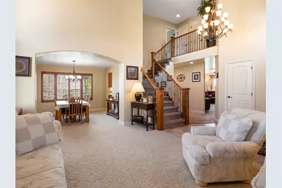 10403 S Walnut Canyon Ln, South Jordan, UT 84009 - Photo 4
