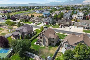 10403 S Walnut Canyon Ln, South Jordan, UT 84009 - Photo 40
