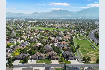 10403 S Walnut Canyon Ln, South Jordan, UT 84009 - Photo 42