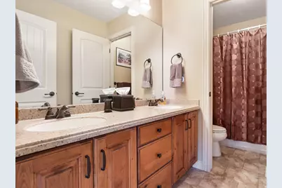 10403 S Walnut Canyon Ln, South Jordan, UT 84009 - Photo 24