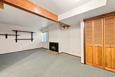 1554 E 5600 S, Holladay, UT 84121 - Photo 18