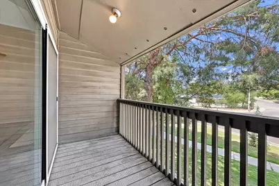 1554 E 5600 S, Holladay, UT 84121 - Photo 14