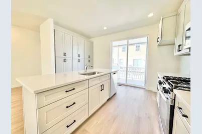 1650 N Main St, Layton, UT 84041 - Photo 6