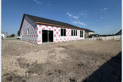 1366 N Talmage Ln, Logan, UT 84341 - Photo 2
