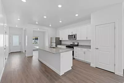 7247 Bald Eagle Way N, Eagle Mountain, UT 84005 - Photo 4