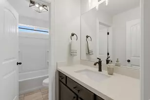 10676 S Urban Ridge Cv W, South Jordan, UT 84095 - Photo 40