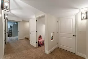 10676 S Urban Ridge Cv W, South Jordan, UT 84095 - Photo 48