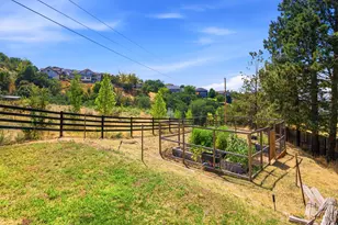 102 E Oakridge Dr S, Bountiful, UT 84010 - Photo 40
