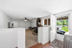 102 E Oakridge Dr S, Bountiful, UT 84010 - Photo 26