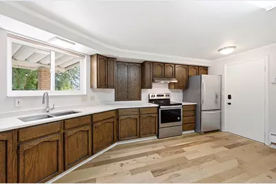 102 E Oakridge Dr S, Bountiful, UT 84010 - Photo 30