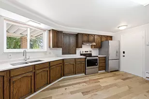 102 E Oakridge Dr S, Bountiful, UT 84010 - Photo 30