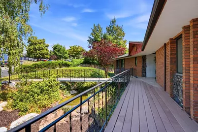 102 E Oakridge Dr S, Bountiful, UT 84010 - Photo 48