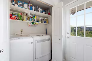 102 E Oakridge Dr S, Bountiful, UT 84010 - Photo 24