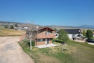 2519 S Country Club Circle, Garden City, UT 84028 - Photo 2