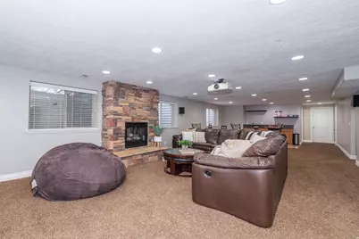 319 E 2300 Res S, Kaysville, UT 84037 - Photo 44