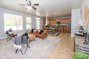 319 E 2300 Res S, Kaysville, UT 84037 - Photo 18