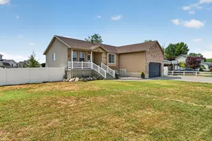 4205 W 5850 S, Roy, UT 84067 - Photo 32