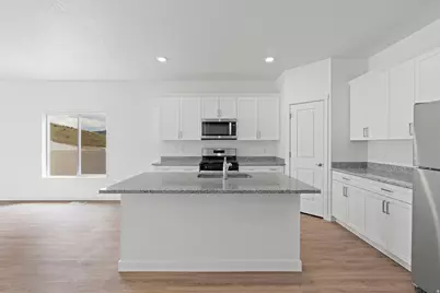 7280 Bald Eagle Way N, Eagle Mountain, UT 84005 - Photo 4