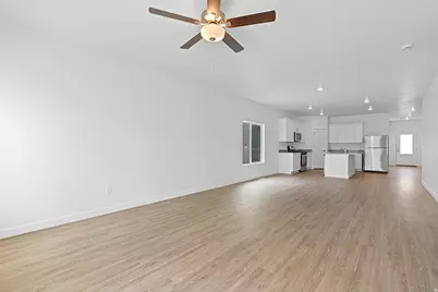 7280 Bald Eagle Way N, Eagle Mountain, UT 84005 - Photo 2
