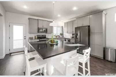 727 E 380 S, American Fork, UT 84003 - Photo 6