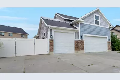 1354 W 1200 S, Clearfield, UT 84015 - Photo 2