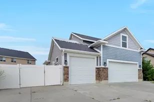 1354 W 1200 S, Clearfield, UT 84015 - Photo 2