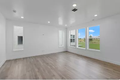 568 S Golden Trout Way, Logan, UT 84321 - Photo 4