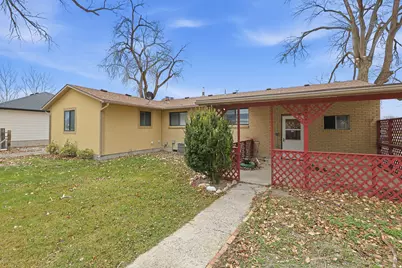 251 E Clark St E, Grantsville, UT 84029 - Photo 2