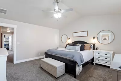 2146 W 5600 S #29, Roy, UT 84067 - Photo 18