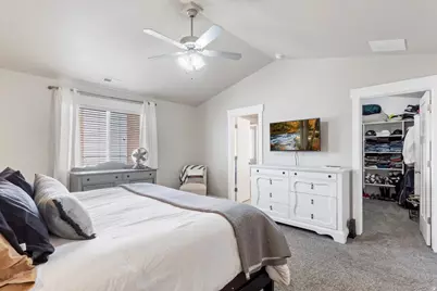 2146 W 5600 S #29, Roy, UT 84067 - Photo 16