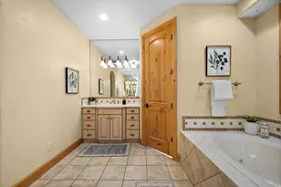 1448 E Bella Vie Ct S, Murray, UT 84121 - Photo 16