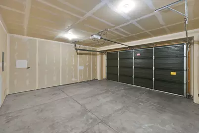 2189 N 525 W, Layton, UT 84041 - Photo 28