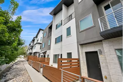 2189 N 525 W, Layton, UT 84041 - Photo 2