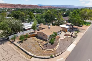 683 Mountainview Dr, Moab, UT 84532 - Photo 32