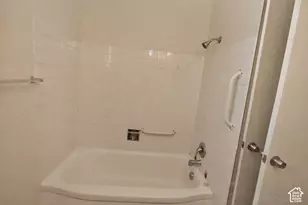 683 Mountainview Dr, Moab, UT 84532 - Photo 16