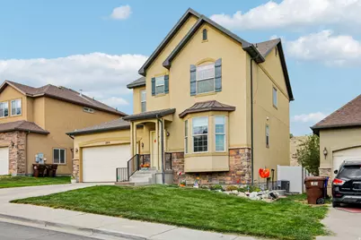 2819 E Hideout Cir N, Eagle Mountain, UT 84005 - Photo 4