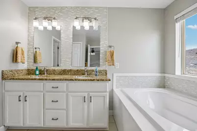2819 E Hideout Cir N, Eagle Mountain, UT 84005 - Photo 30