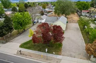8686 S Temple Dr, West Jordan, UT 84088 - Photo 2