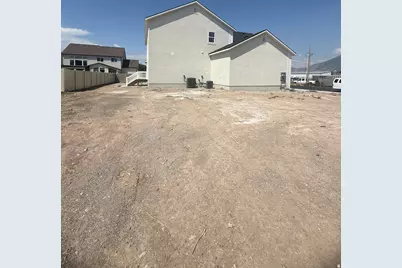 373 N 1040 E #5, Salem, UT 84653 - Photo 4