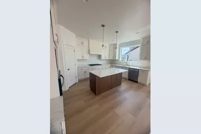 373 N 1040 E #5, Salem, UT 84653 - Photo 6