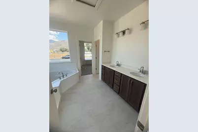 373 N 1040 E #5, Salem, UT 84653 - Photo 8
