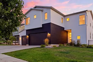 1578 E Maple Way, Layton, UT 84040 - Photo 2