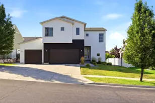 1578 E Maple Way, Layton, UT 84040 - Photo 4