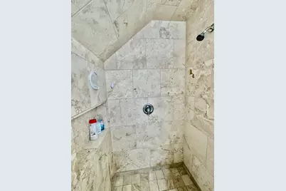 211 N 200 W, Salt Lake City, UT 84103 - Photo 32