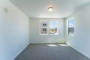 718 W W Blue Magic Ln S, Midvale, UT 84047 - Photo 8