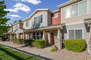 32 S 1630 W, Pleasant Grove, UT 84062 - Photo 2