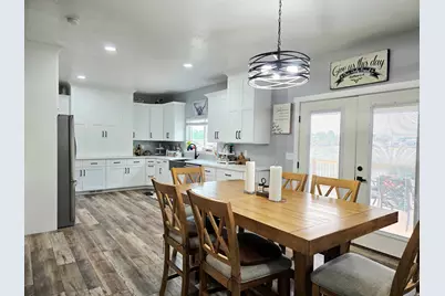 405 E 200 S, Elmo, UT 84521 - Photo 6