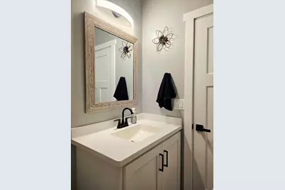405 E 200 S, Elmo, UT 84521 - Photo 10