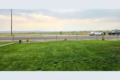 405 E 200 S, Elmo, UT 84521 - Photo 30