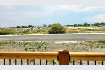 405 E 200 S, Elmo, UT 84521 - Photo 32